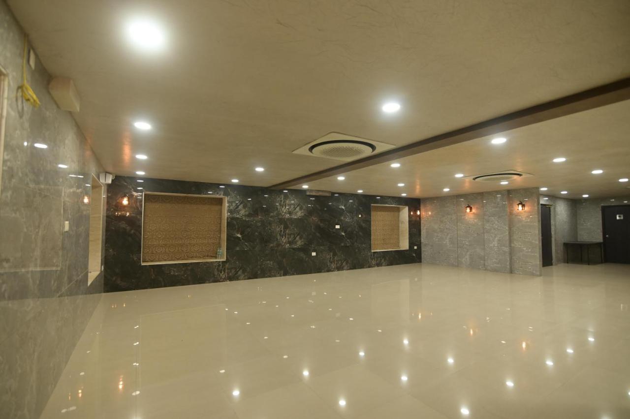 Nk7 Guest House 콜카타 외부 사진